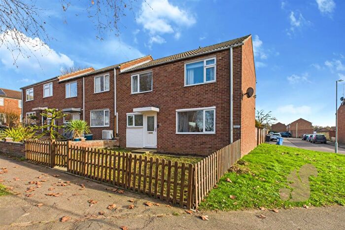 3 Bedroom End Terrace House For Sale In Cherrytree Road, Great Cornard, CO10