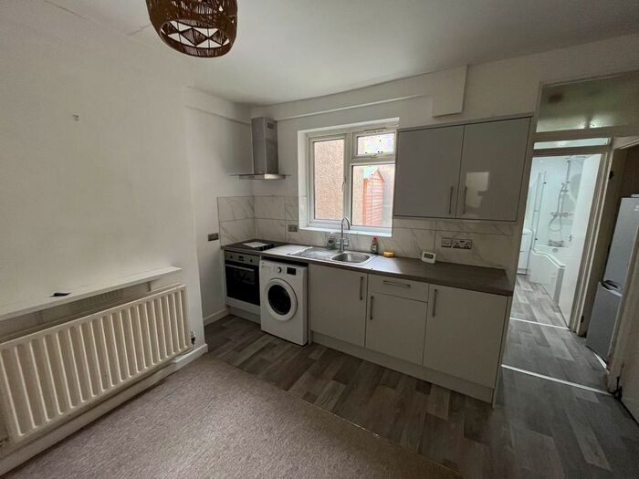 1 Bedroom Flat To Rent In Ground Floor Flat Salisbury Street, St. George, Bristol, BS5