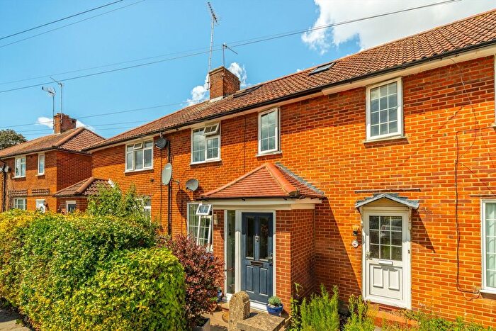 4 Bedroom Property To Rent In Westcott Crescent, Hanwell, W7