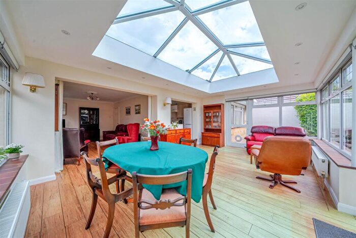 3 Bedroom Detached Bungalow For Sale In Beatty Drive, Alverstoke, Gosport, PO12