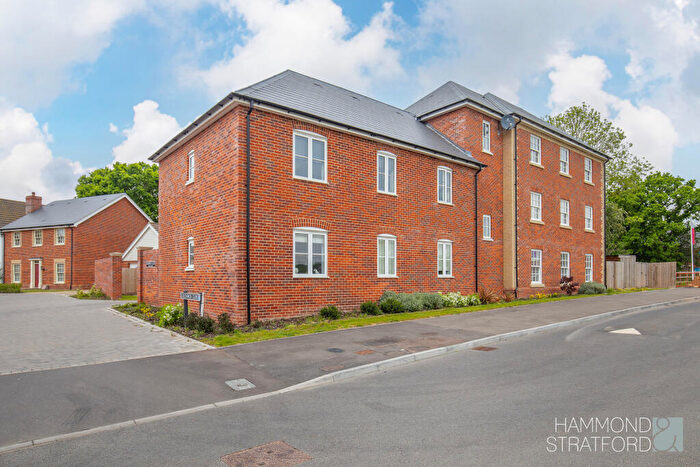 2 Bedroom Apartment For Sale In Goldfinch Close, Wymondham, NR18