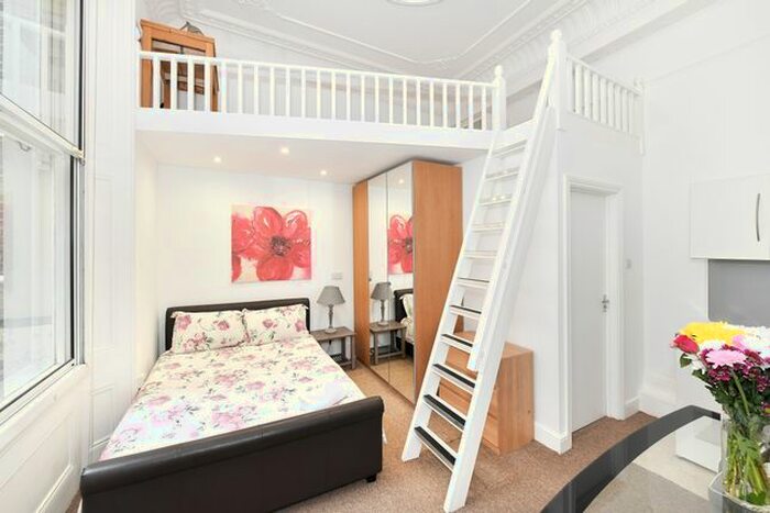 Studio To Rent In Cromwell Road, London, SW7