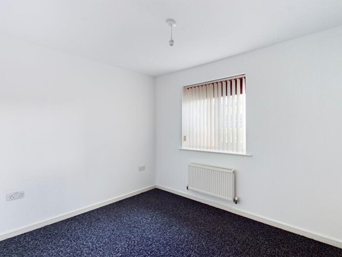 2 Bedroom Flat For Sale In Grafton Court, Sadlers Park, Burslem, ST6