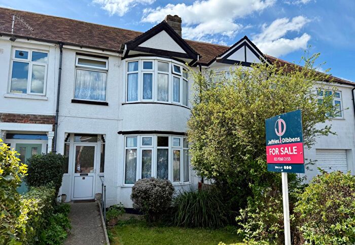 4 Bedroom Terraced House For Sale In Eastbourne Avenue, Elson, PO12
