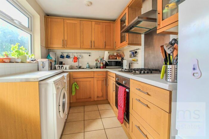 4 Bedroom Terraced House To Rent In Albert Road, Lenton, Nottingham, NG7