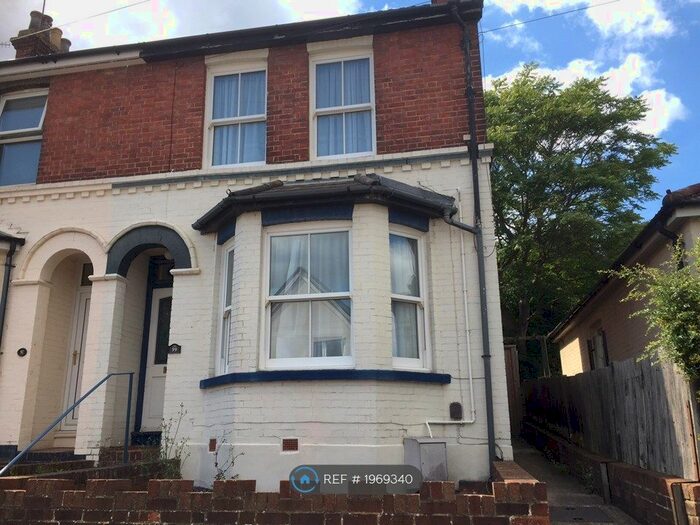 3 Bedroom End Of Terrace House To Rent In Clifton, Tunbridge Wells, TN2