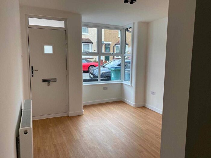 2 Bedroom Terraced House To Rent In Grover Road, Watford, WD19