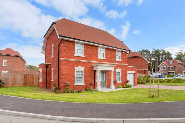 5 Bedroom Detached House To Rent In Kingswood, Ascot, SL5