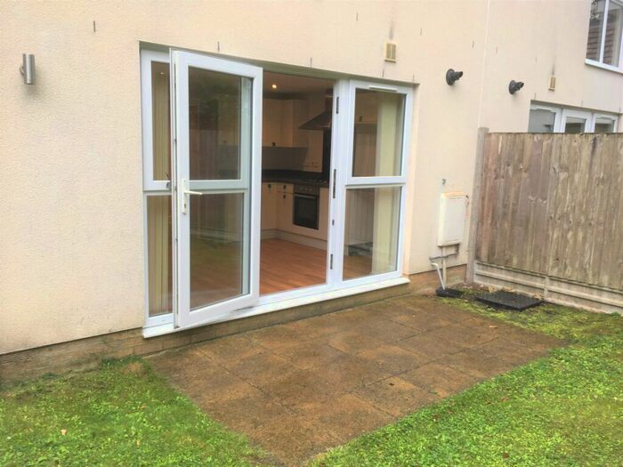 1 Bedroom Flat To Rent In Wareham Road, Corfe Mullen, Wimborne, BH21