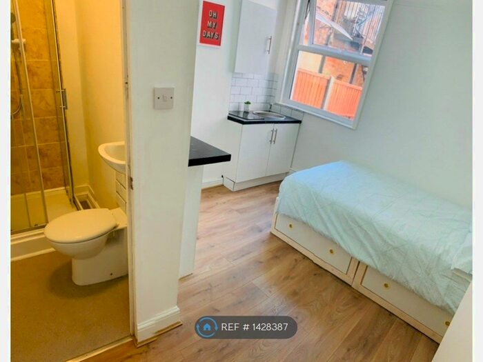 1 Bedroom Flat To Rent In Willingdon Road, London, N22