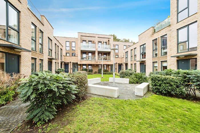 3 Bedroom Terraced House For Sale In Kempton Mews, London, London, E6