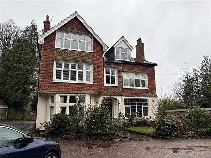 3 Bedroom Flat For Sale In Sandhurst Road, Tunbridge Wells, TN2