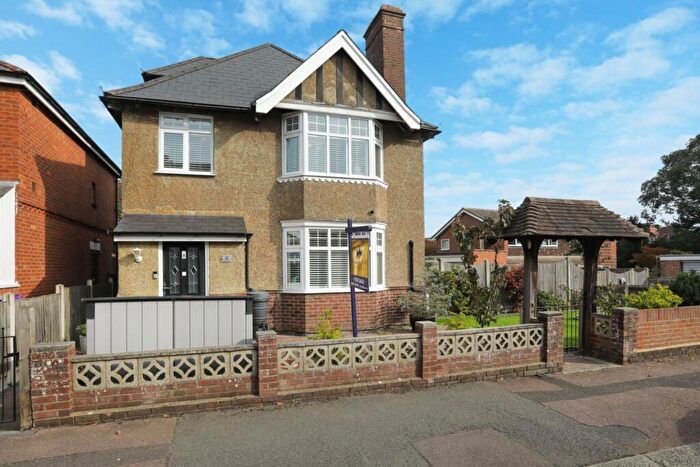 6 Bedroom Detached House For Sale In Chart Road, Folkestone, Kent, CT19