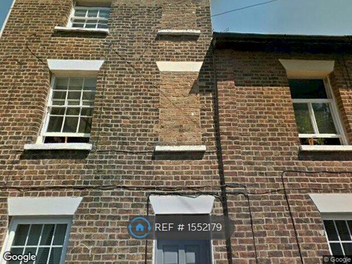 2 Bedroom Maisonette To Rent In Church Street, Bishop's Stortford, CM23