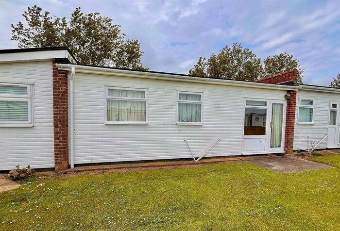 2 Bedroom Chalet For Sale In Edward Road, Winterton-On-Sea, NR29