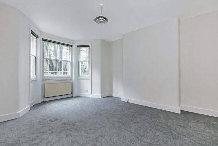 2 Bedroom Flat To Rent In Finborough Road, London, SW10