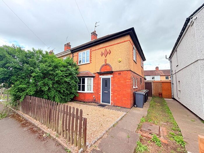 3 Bedroom End Of Terrace House For Sale In St. Marys Road, Nuneaton, CV11