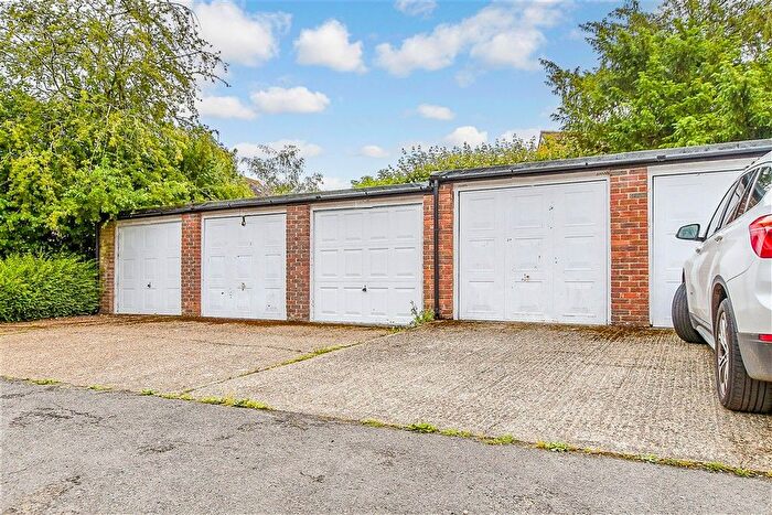 3 Bedroom Semi-Detached House For Sale In Eastwell Barn Mews, Tenterden, Kent, TN30