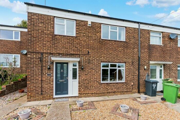 3 Bedroom End Of Terrace House For Sale In Ingress Gardens, Greenhithe, Kent, DA9