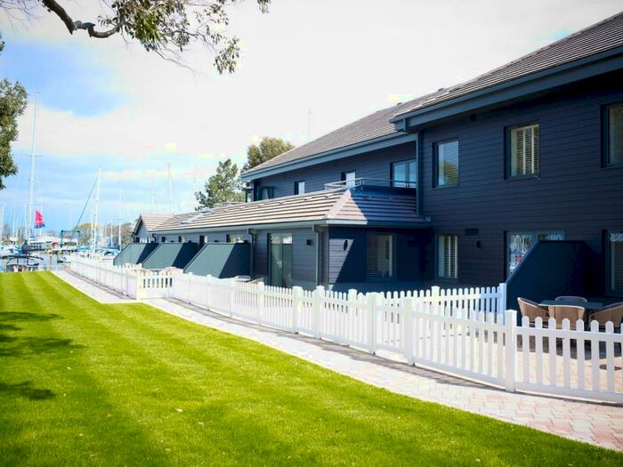 1 Bedroom Flat To Rent In The Salterns, Chichester Marina, Chichester, PO20