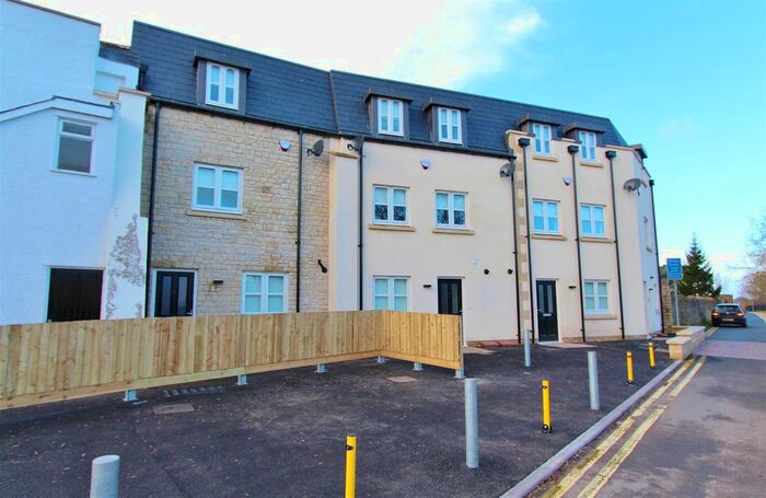2 Bedroom Town House To Rent In Pool Barton, Keynsham, Bristol, BS31