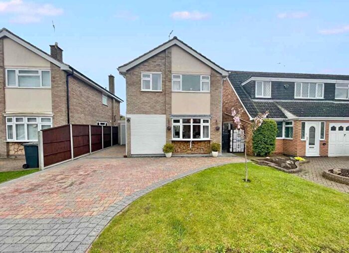 4 Bedroom Detached House For Sale In Montague Road, Rugby, CV22