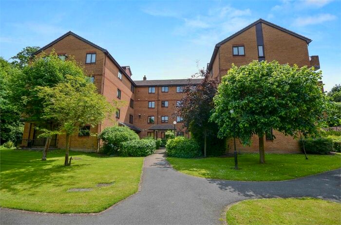 4 Bedroom Penthouse To Rent In Campion Close, South Croydon, Surrey, CR0