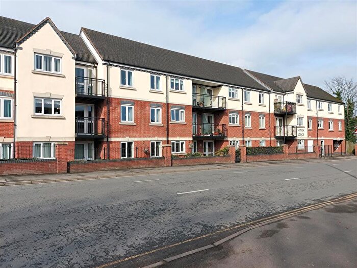 2 Bedroom Flat For Sale In Vale Road, Stourport-On-Severn, DY13