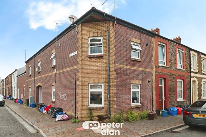 2 Bedroom Flat For Sale In Railway Street, Cardiff, CF24