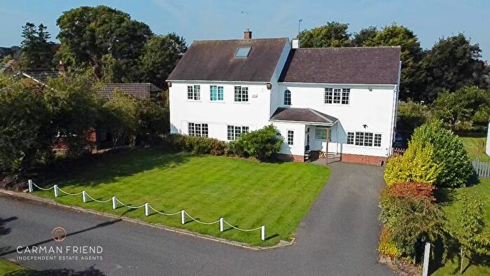 5 Bedroom Detached House For Sale In Grindley Bank, Mickle Trafford, CH2