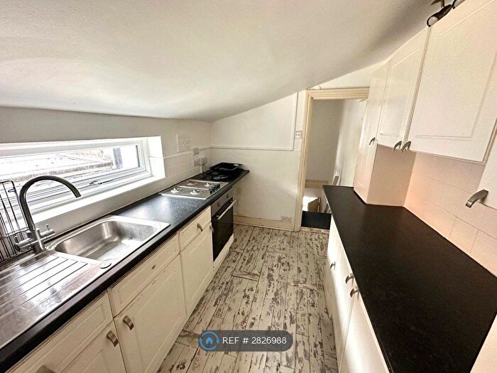 1 Bedroom Flat To Rent In Sturla Road, Chatham, ME4