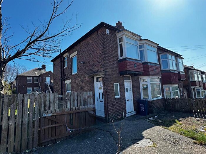 2 Bedroom Property To Rent In Axbridge Gardens, Newcastle Upon Tyne, NE4