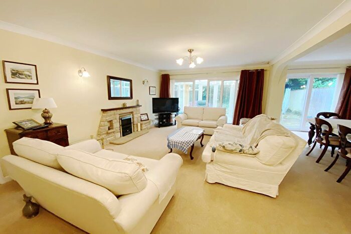2 Bedroom Bungalow For Sale In Glenwood Close, West Moors, Ferndown, Dorset, BH22