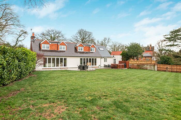 4 Bedroom Detached House For Sale In Crutchfield Lane, Hookwood, RH6