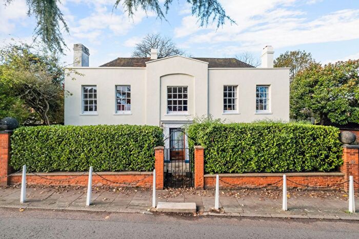 5 Bedroom Detached House For Sale In Nutter Lane, London, E11