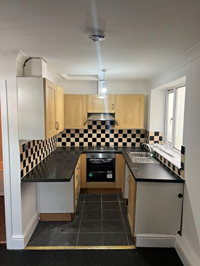 1 Bedroom Flat To Rent In Heath Park Road, Romford, RM2