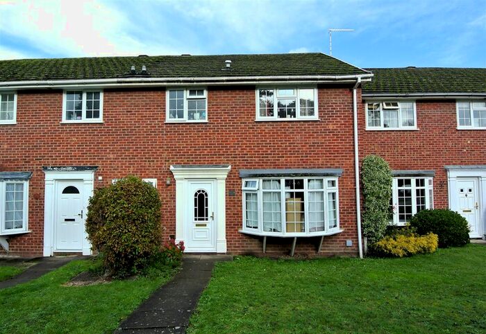5 Bedroom Terraced House To Rent In Englehurst, Englefield Green, Egham, TW20