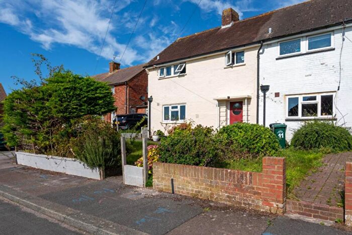 3 Bedroom House For Sale In Romsey Close, Brighton, BN1