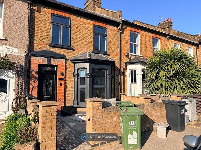 4 Bedroom Terraced House To Rent In Killearn Road, London, SE6