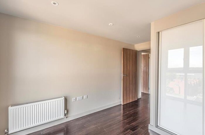 1 Bedroom Apartment To Rent In MiFlats, High Street, Bracknell, RG12