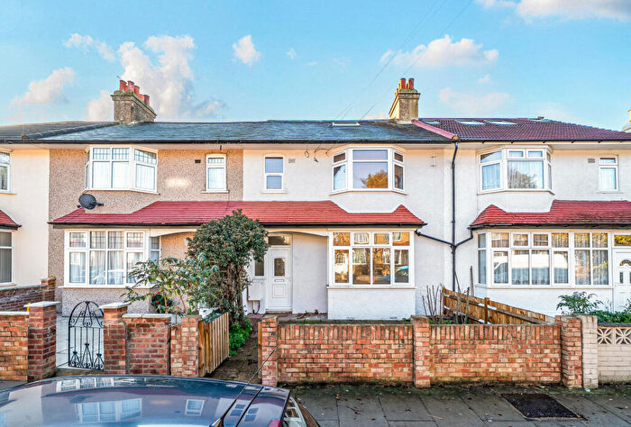 4 Bedroom Terraced House For Sale In Lammas Avenue, Mitcham, CR4