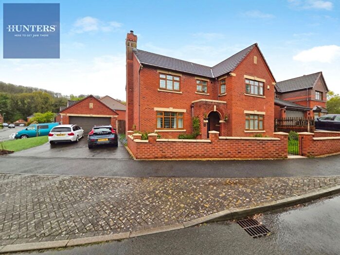 4 Bedroom Detached House For Sale In Brook Vale, Pencoed, Bridgend, CF35