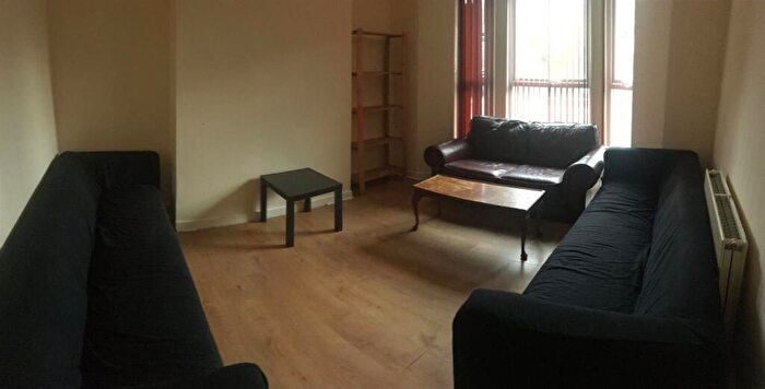 8 Bedroom House To Rent In Egerton Road, Manchester, M14