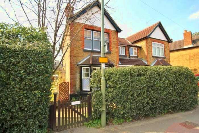 1 Bedroom Parking/garage To Rent In The Triangle, Woking, Surrey, GU21