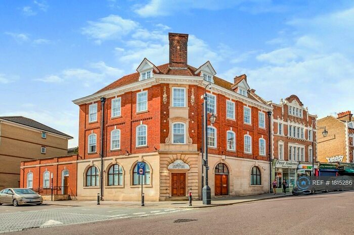 1 Bedroom Flat To Rent In George Lane, London, E18