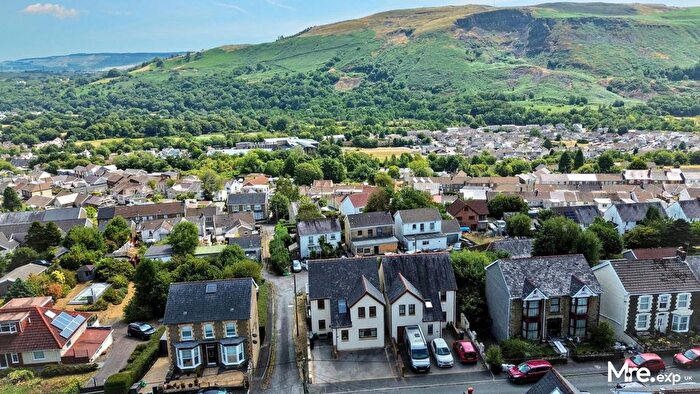 4 Bedroom Detached House For Sale In Clare Road, Ystalyfera, Swansea, SA9