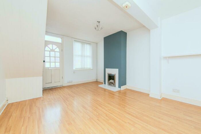 2 Bedroom End Of Terrace House To Rent In Parliament Road, Ipswich, IP4