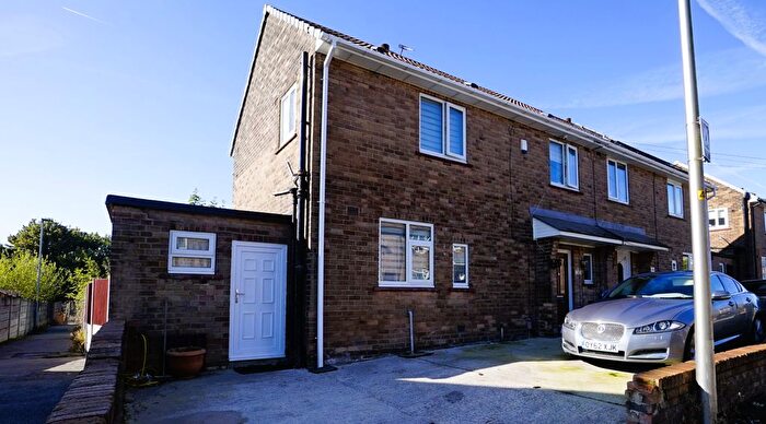 3 Bedroom Semi-detached House For Sale In Patterdale Road, Ashton-In-Makerfield, WN4
