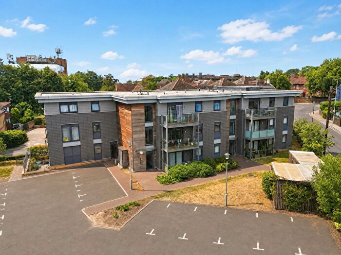 1 Bedroom Apartment For Sale In Newsom Place, St. Peters Road, St. Albans, Hertfordshire, AL1