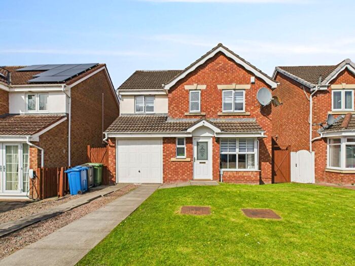 4 Bedroom Detached House To Rent In Brodie Gardens, Baiileston, G69